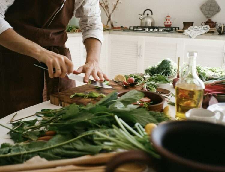 Adaptogenic Herbs for Hormone Balance